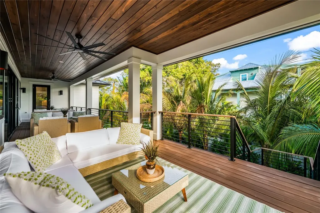 107 Maple Avenue Anna Maria FL 34216