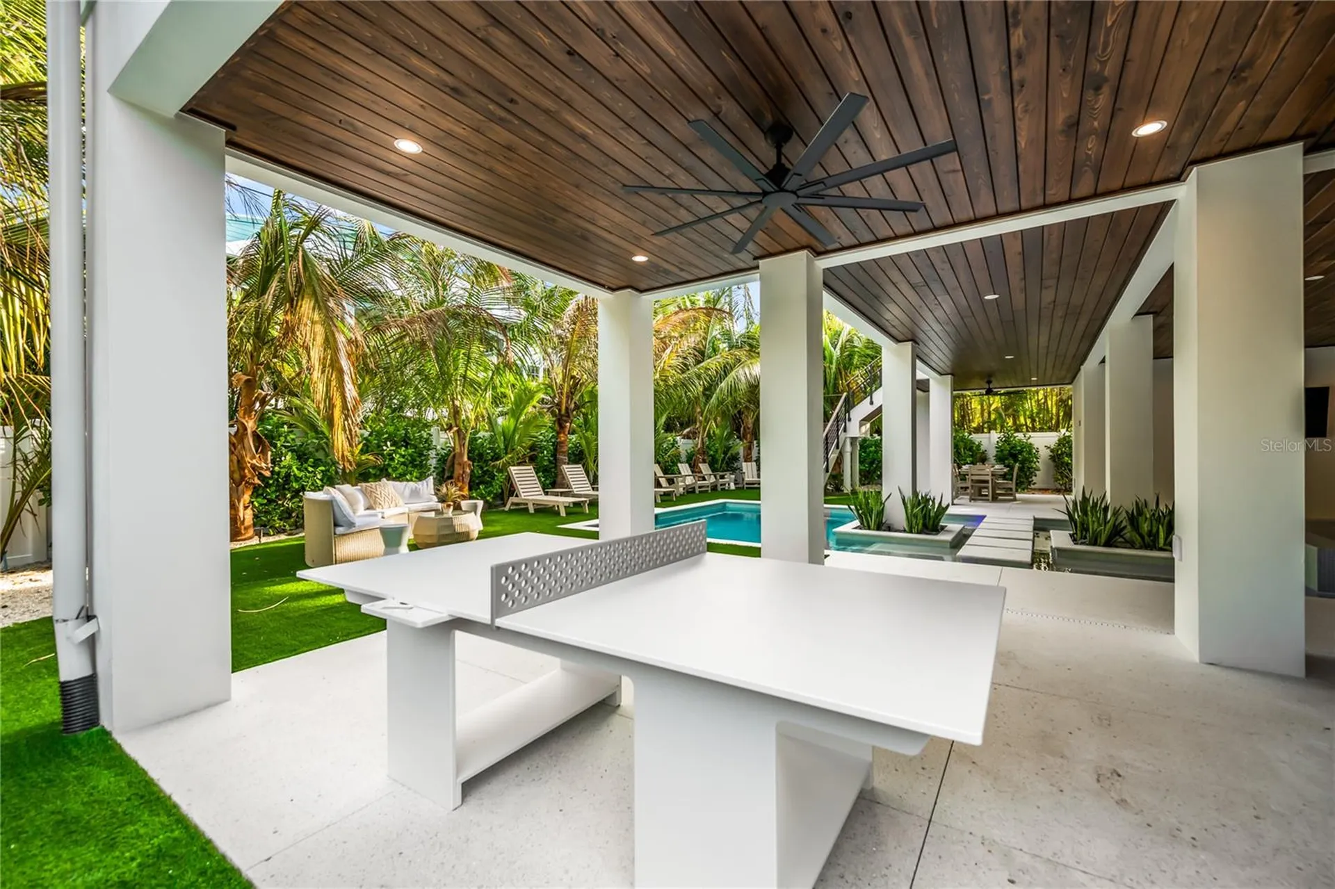 107 Maple Avenue Anna Maria FL 34216