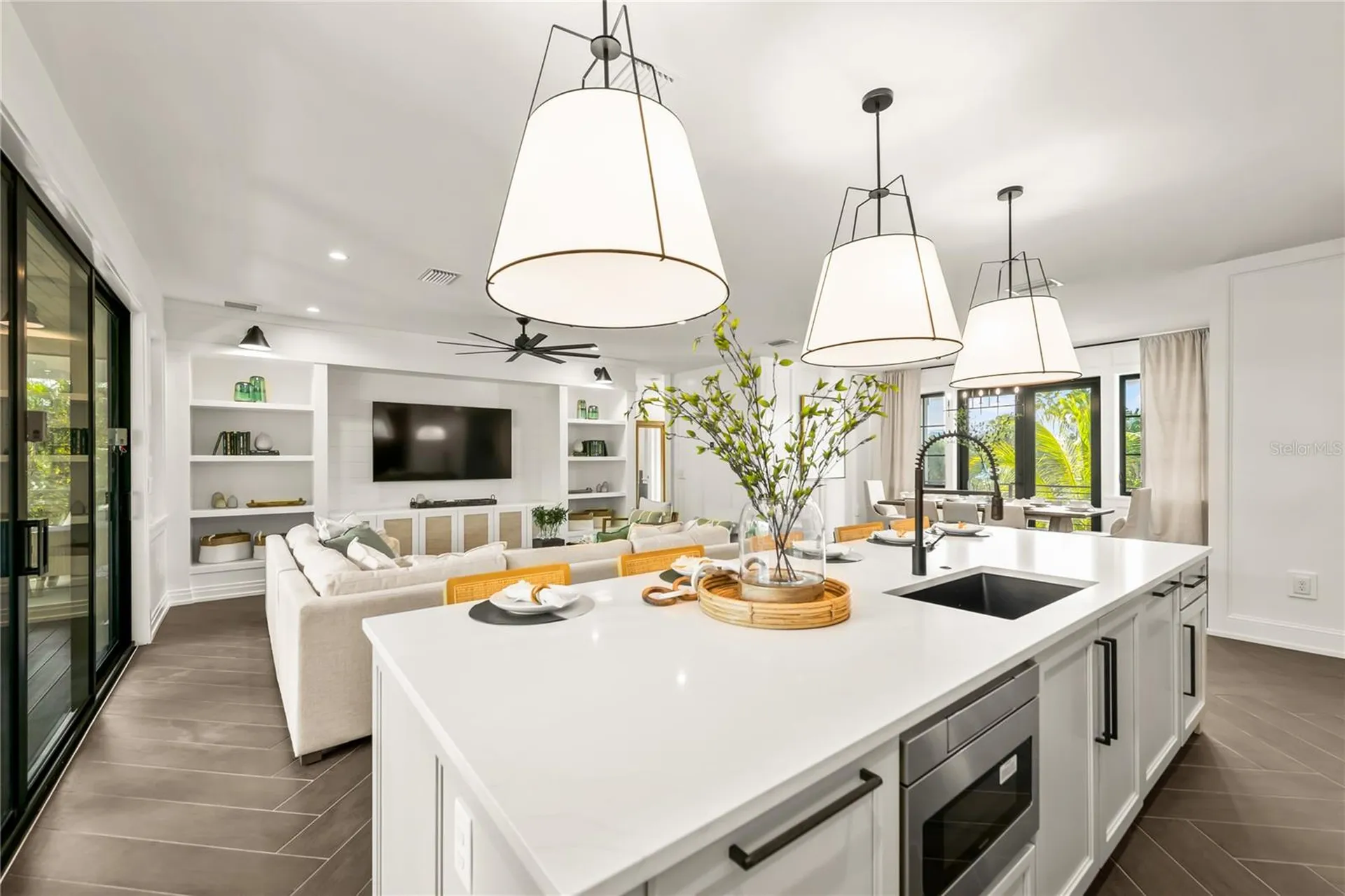 107 Maple Avenue Anna Maria FL 34216