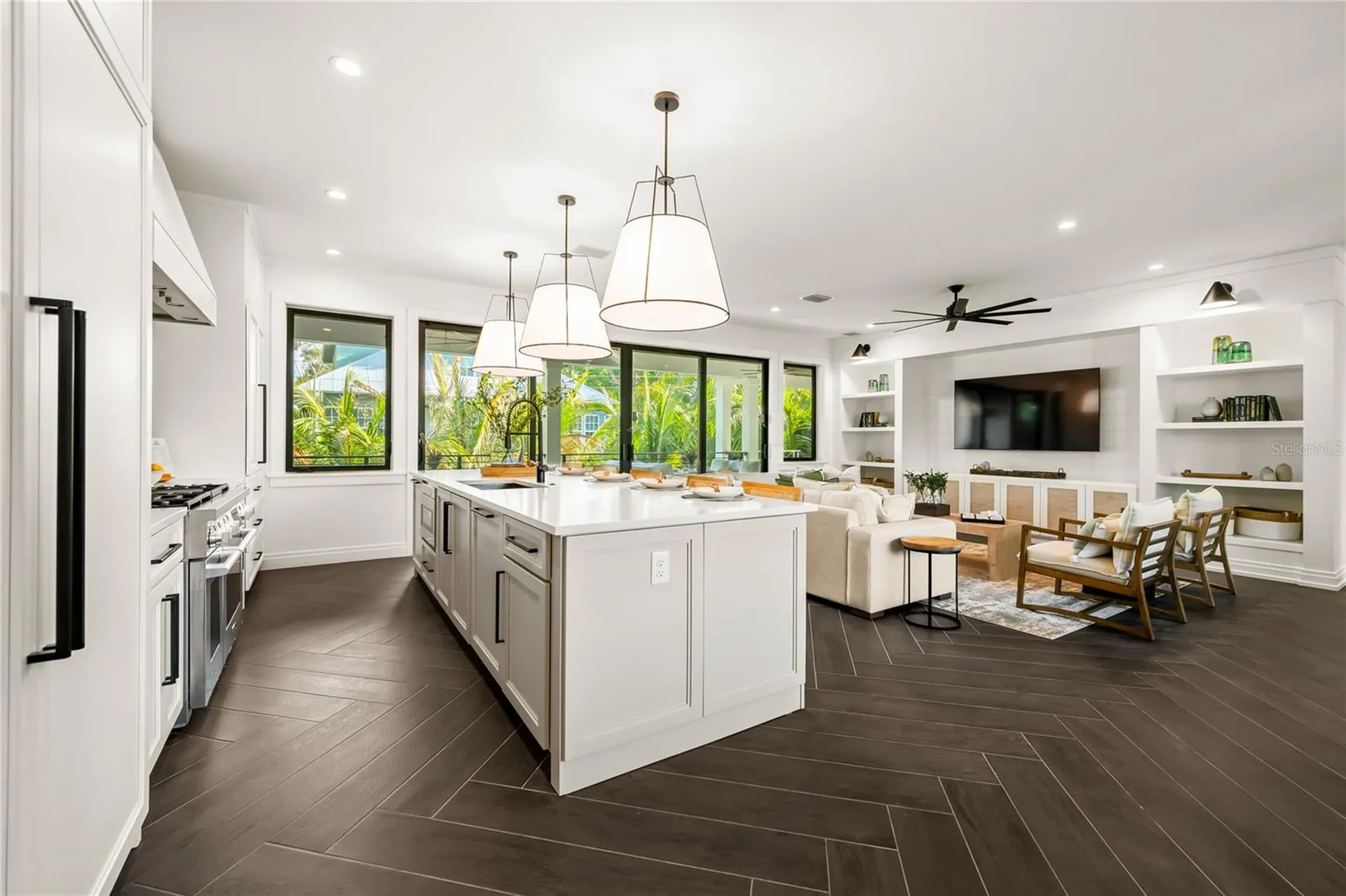 107 Maple Avenue Anna Maria FL 34216
