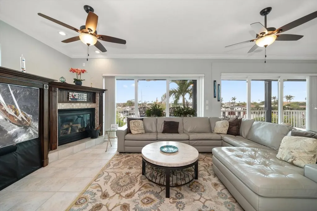 11700 5th Street E Treasure Island FL 33706