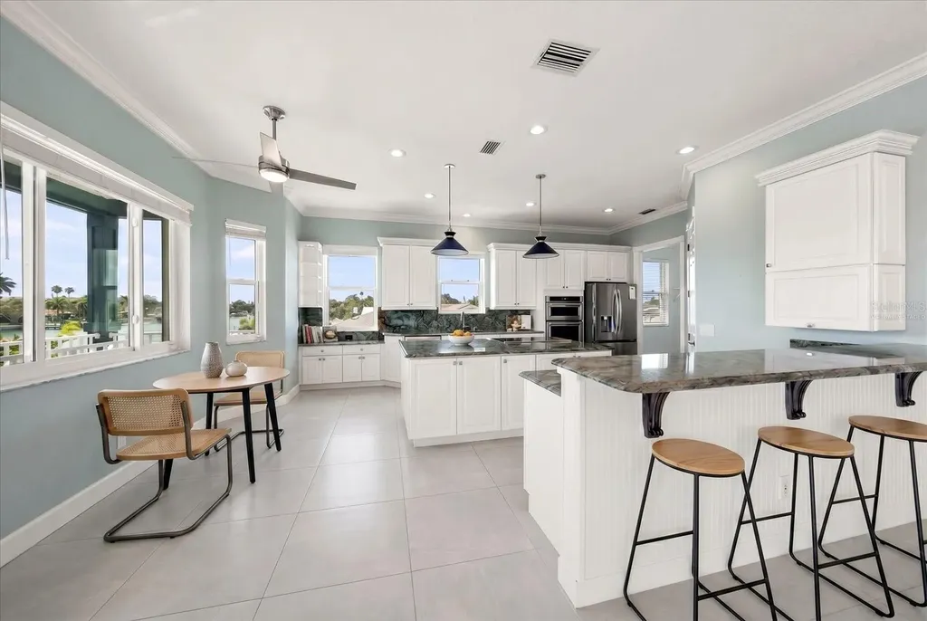 11700 5th Street E Treasure Island FL 33706
