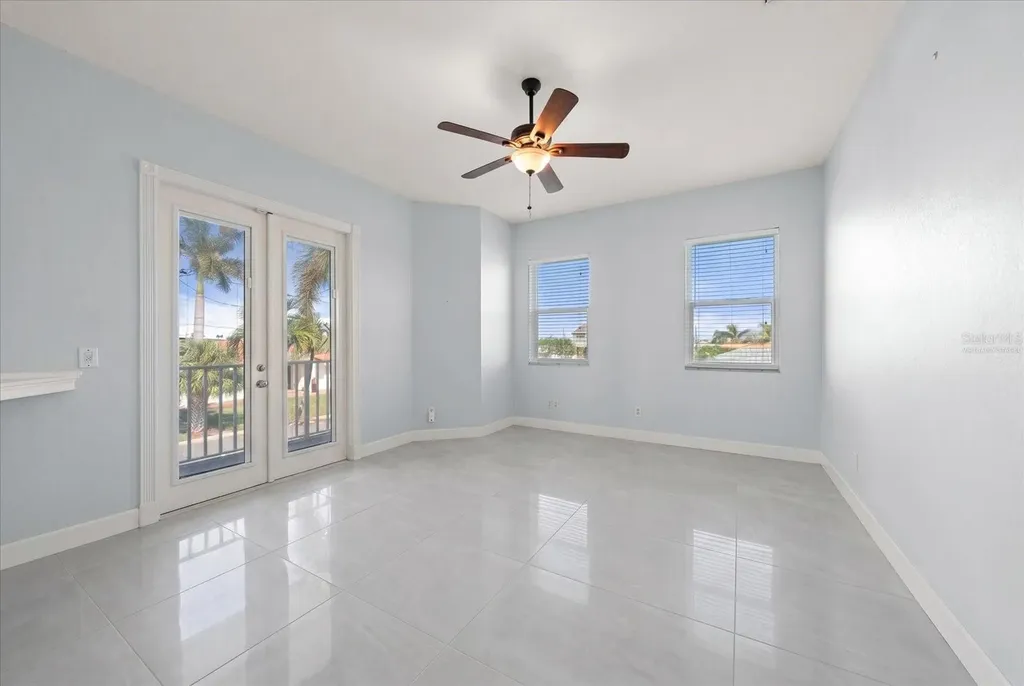 11700 5th Street E Treasure Island FL 33706