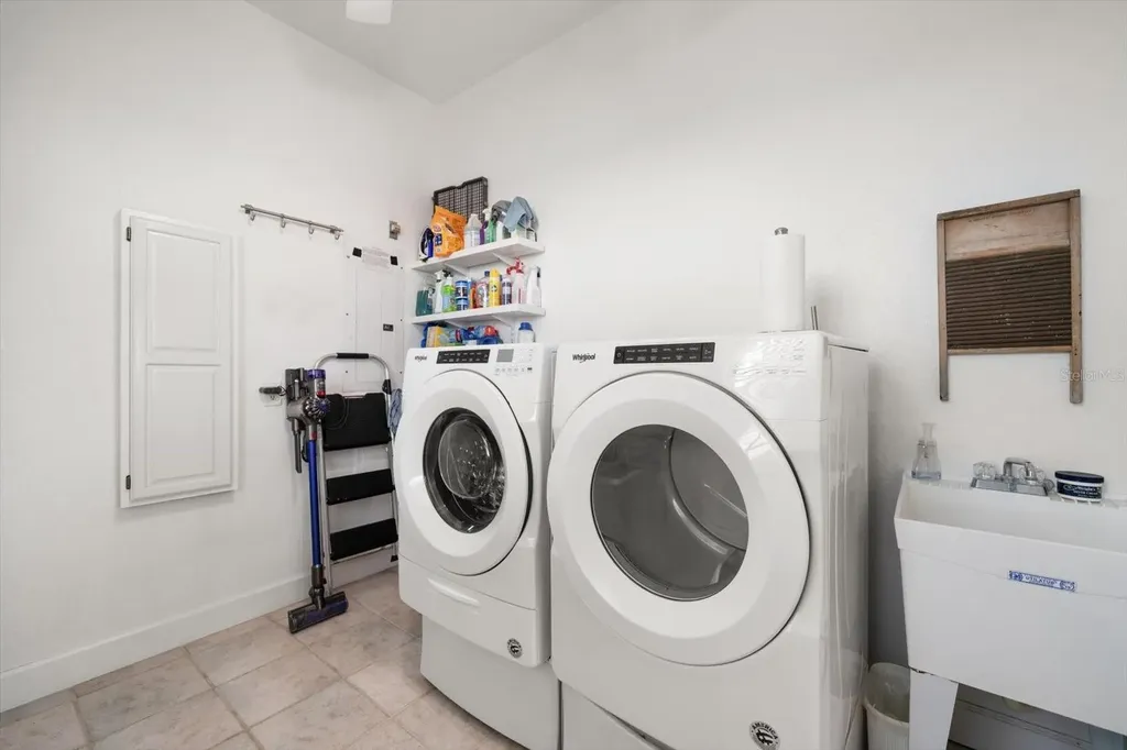 11700 5th Street E Treasure Island FL 33706