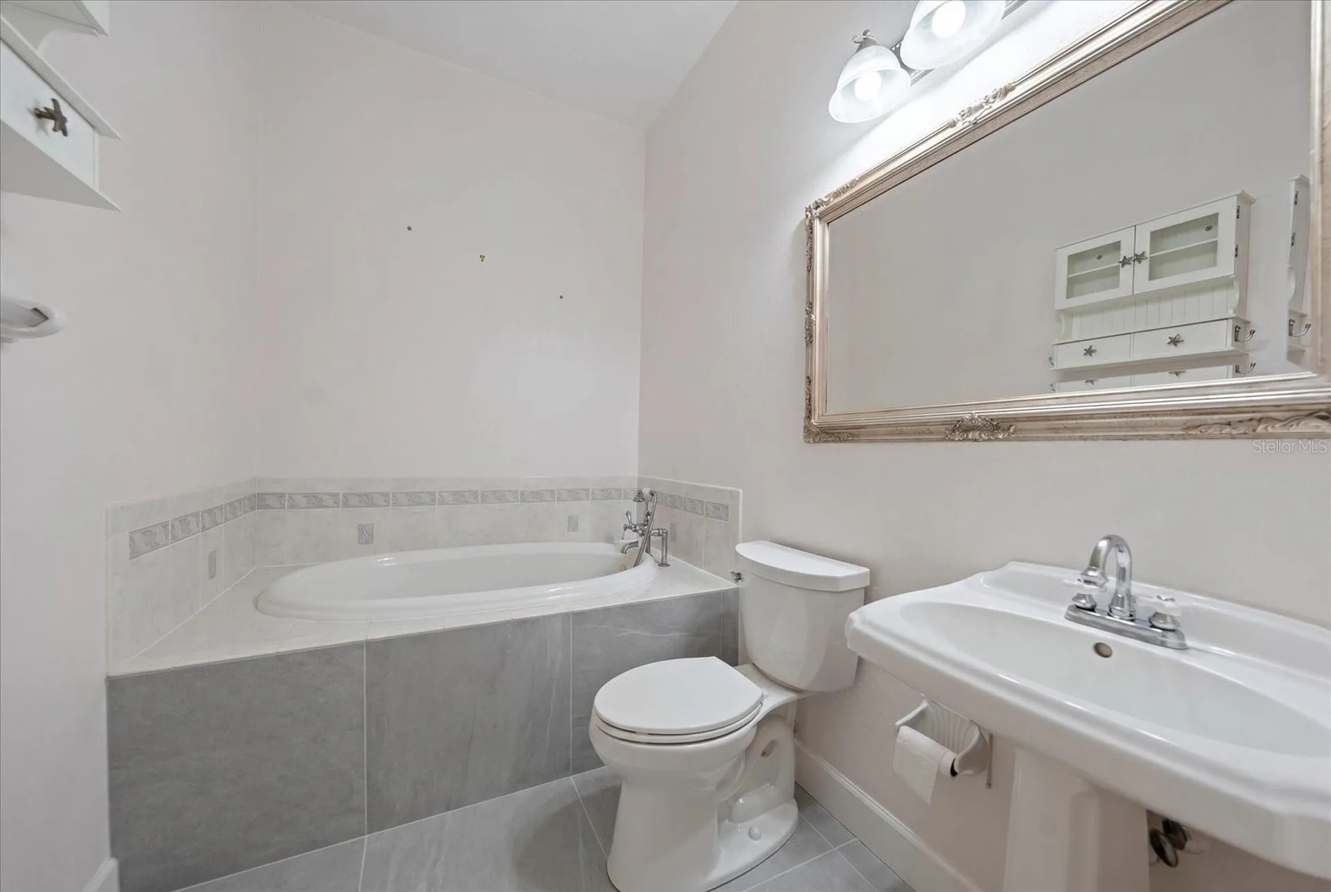 11700 5th Street E Treasure Island FL 33706