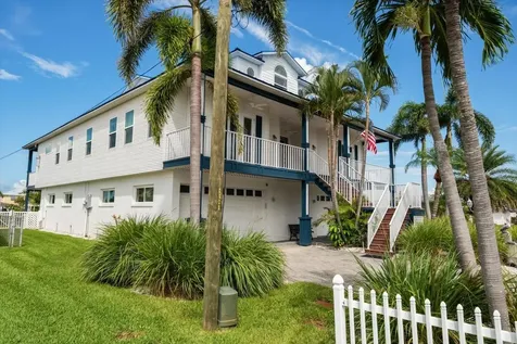 11700 5th Street E Treasure Island FL 33706