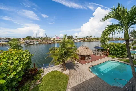 11700 5th Street E Treasure Island FL 33706