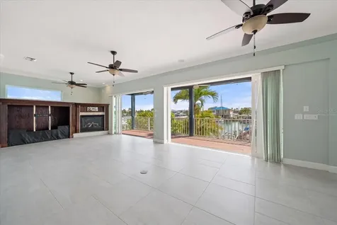 11700 5th Street E Treasure Island FL 33706