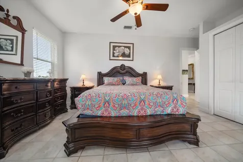 11700 5th Street E Treasure Island FL 33706