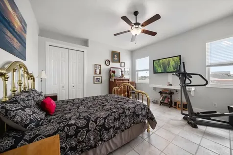 11700 5th Street E Treasure Island FL 33706