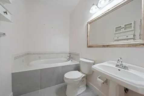 11700 5th Street E Treasure Island FL 33706