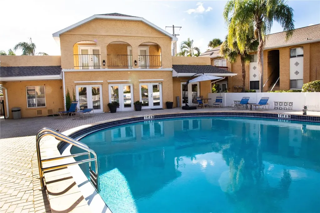 1968 Toucan Way Sarasota FL 34232