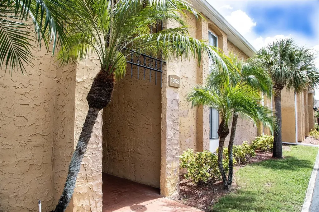 1968 Toucan Way Sarasota FL 34232