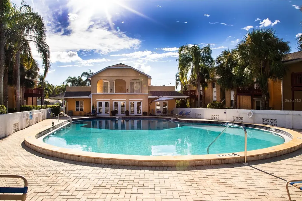 1968 Toucan Way Sarasota FL 34232