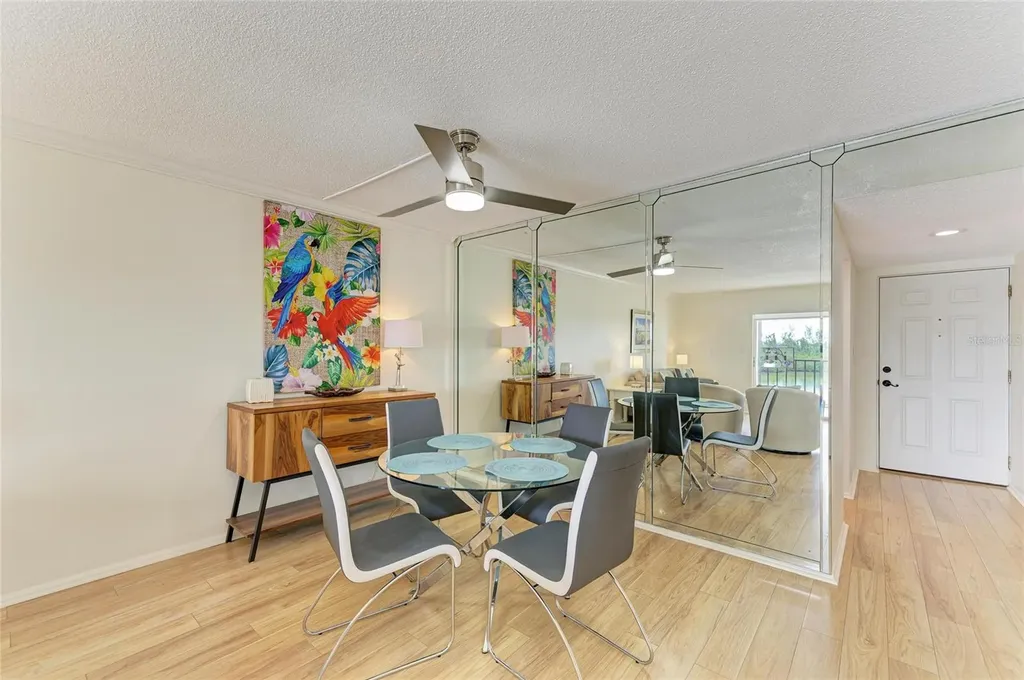 9397 Midnight Pass Road Sarasota FL 34242