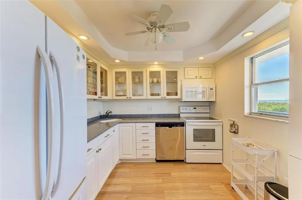 9397 Midnight Pass Road Sarasota FL 34242