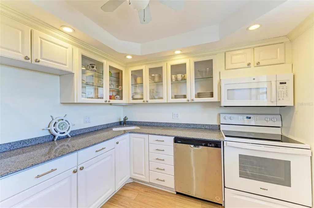 9397 Midnight Pass Road Sarasota FL 34242