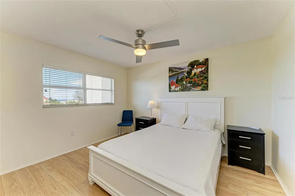 9397 Midnight Pass Road Sarasota FL 34242