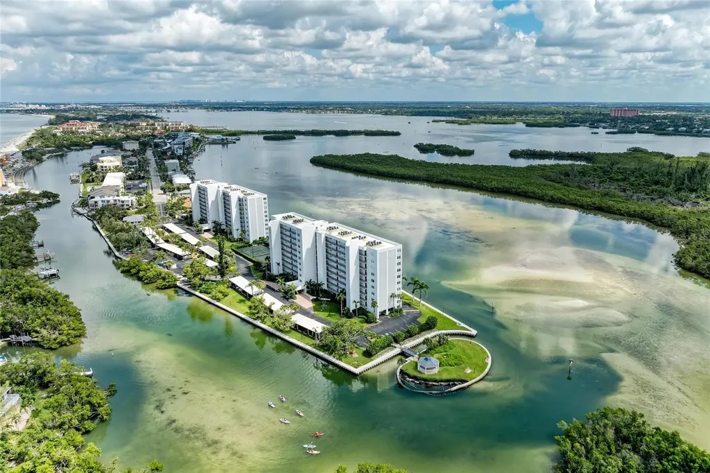 9397 Midnight Pass Road Sarasota FL 34242