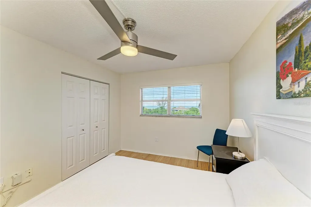 9397 Midnight Pass Road Sarasota FL 34242