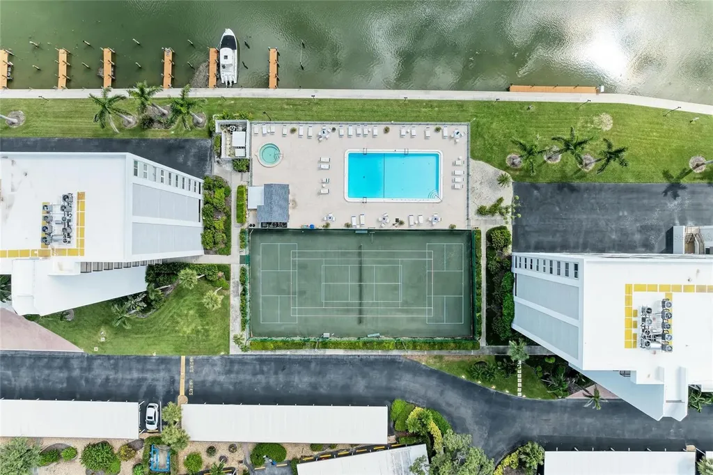 9397 Midnight Pass Road Sarasota FL 34242