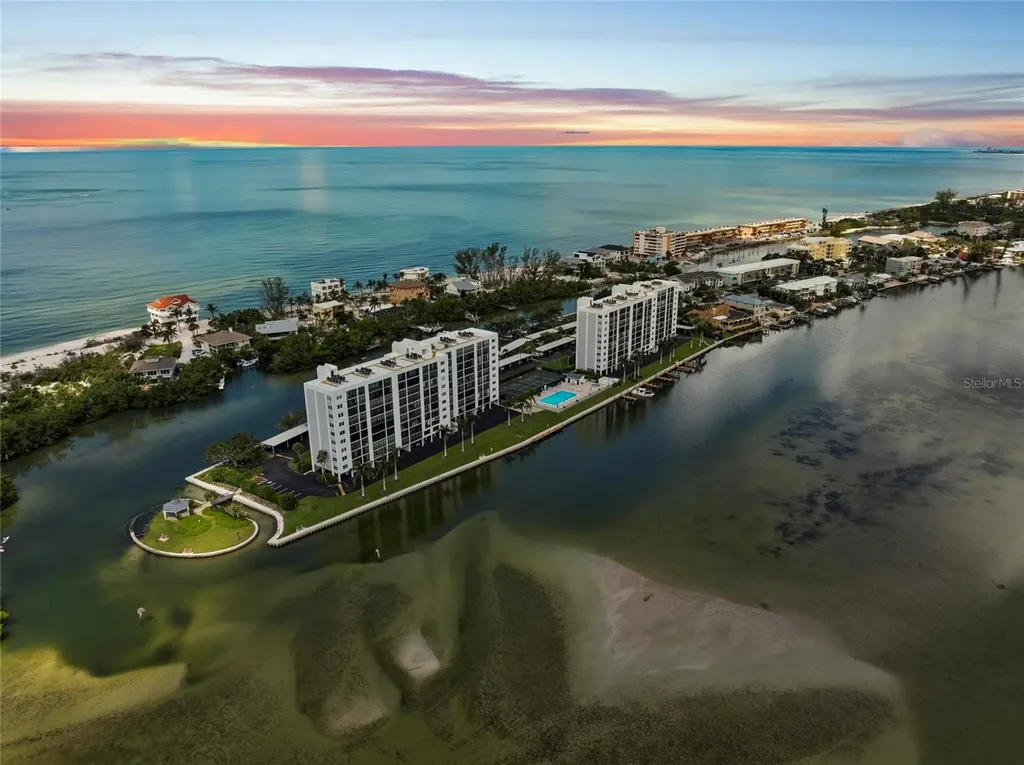 9397 Midnight Pass Road Sarasota FL 34242