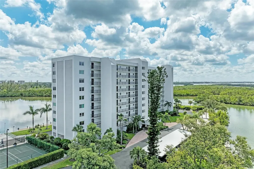 9397 Midnight Pass Road Sarasota FL 34242