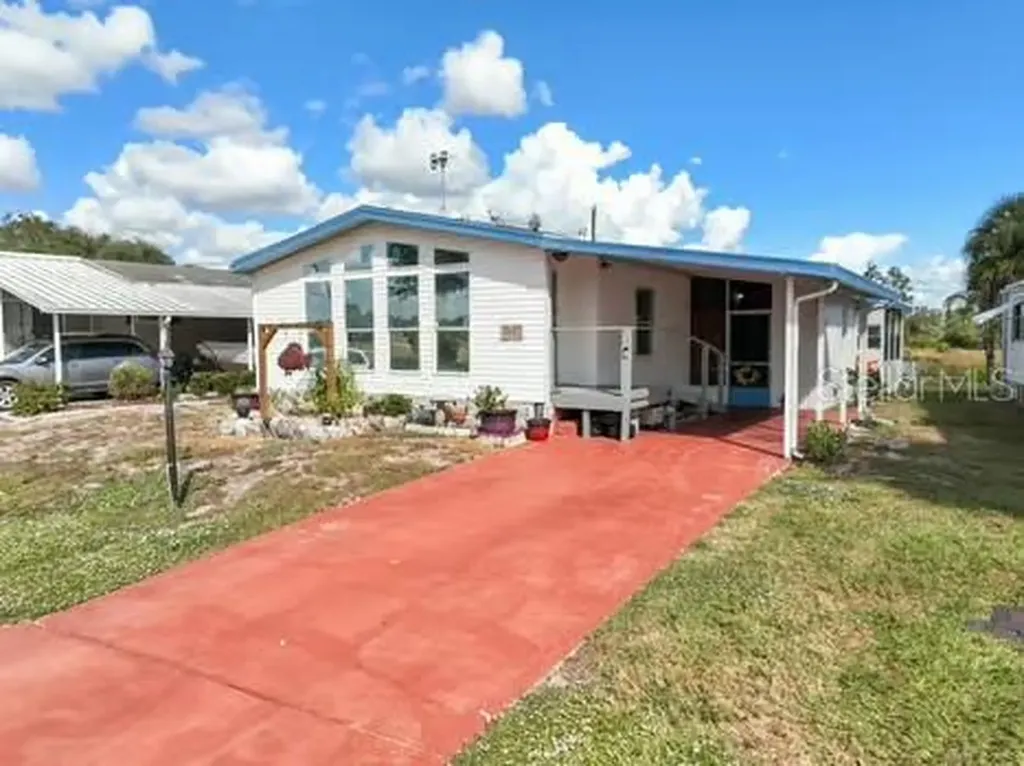 8442 Breeze Hill Drive Lake Wales FL 33898