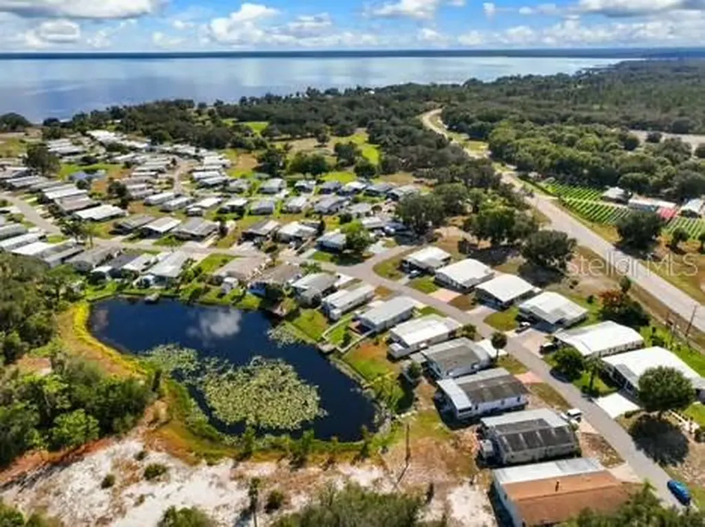 8442 Breeze Hill Drive Lake Wales FL 33898