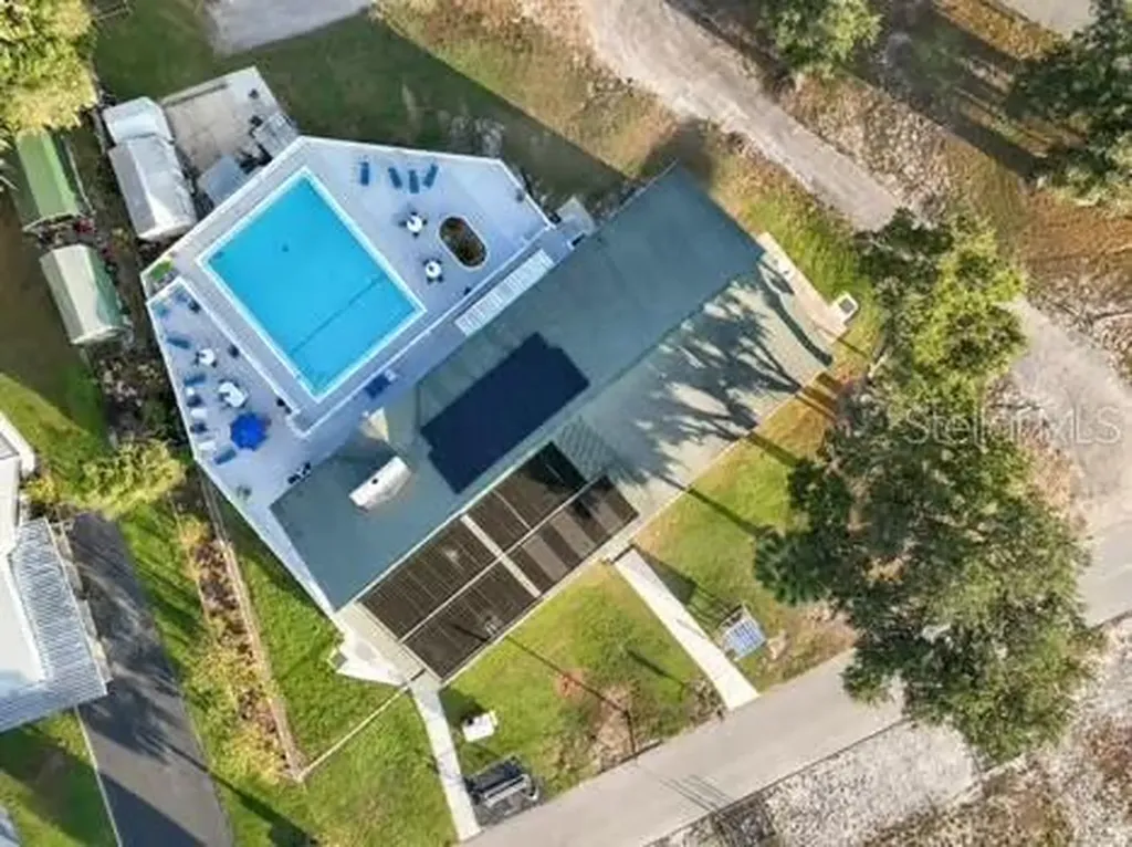 8442 Breeze Hill Drive Lake Wales FL 33898