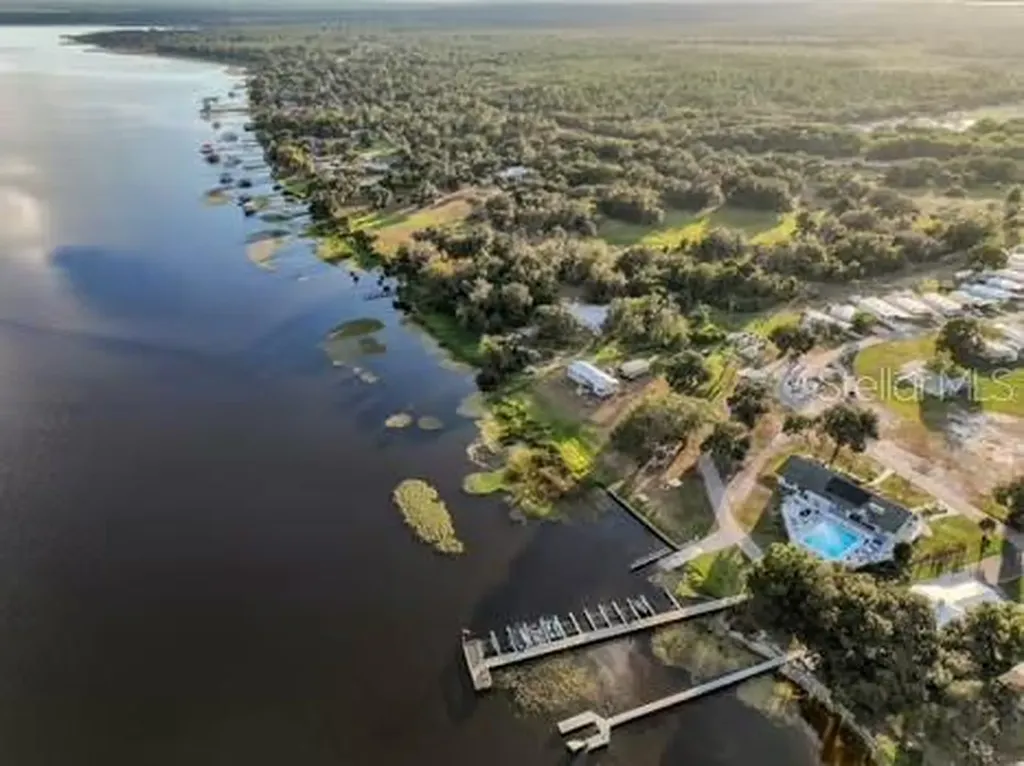 8442 Breeze Hill Drive Lake Wales FL 33898