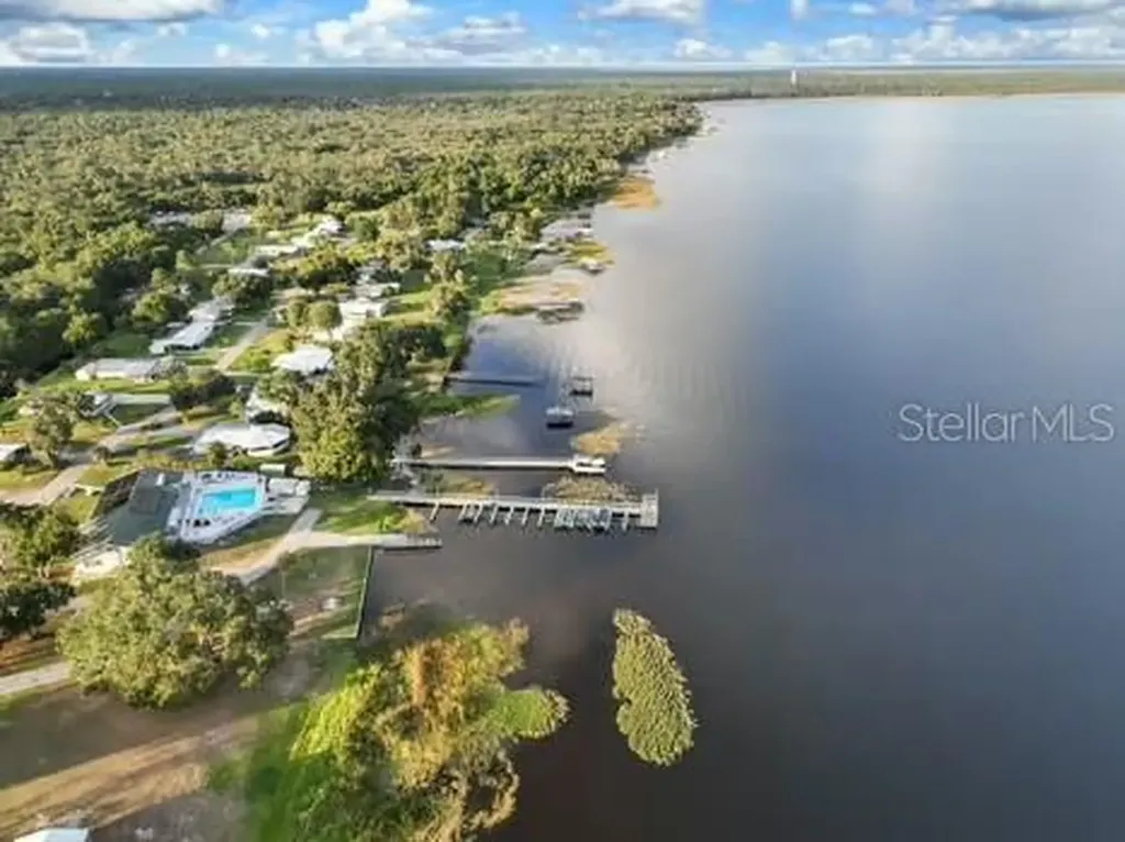 8442 Breeze Hill Drive Lake Wales FL 33898