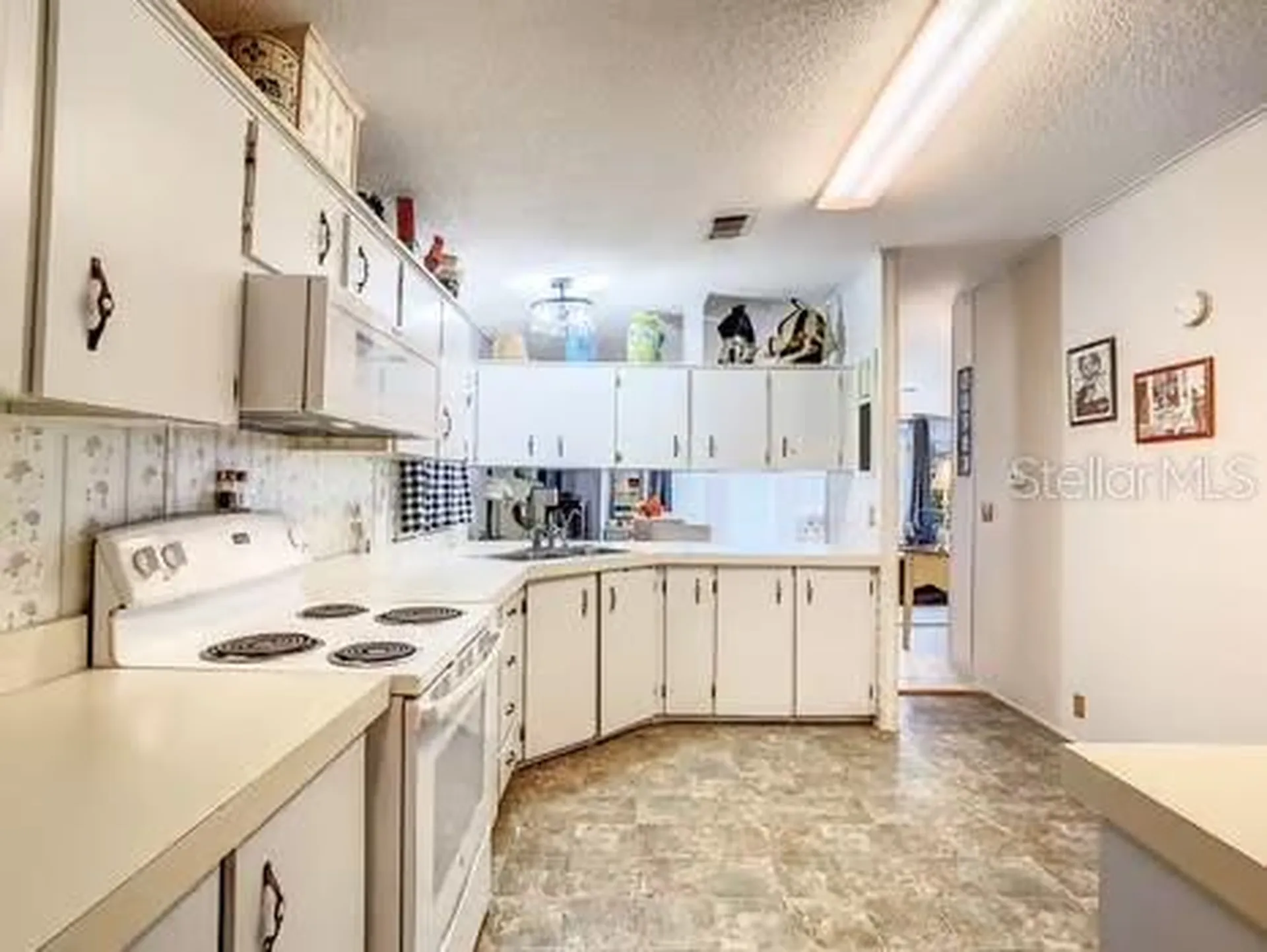 8442 Breeze Hill Drive Lake Wales FL 33898