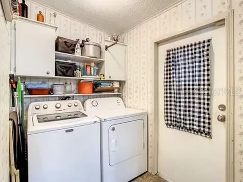 8442 Breeze Hill Drive Lake Wales FL 33898