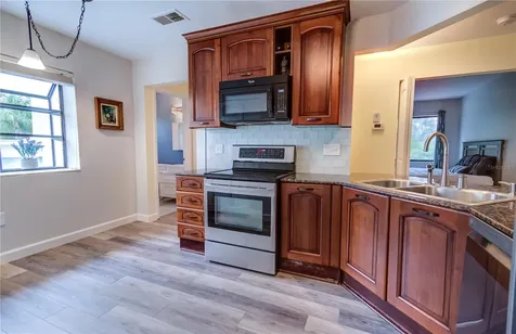 600 Carriage House Lane Nokomis FL 34275