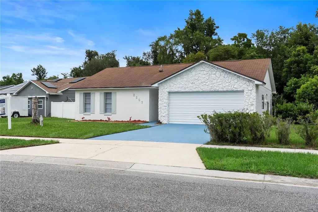 2207 Viento Street Orlando FL 32822