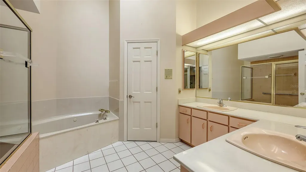 4464 Calle Serena Sarasota FL 34238