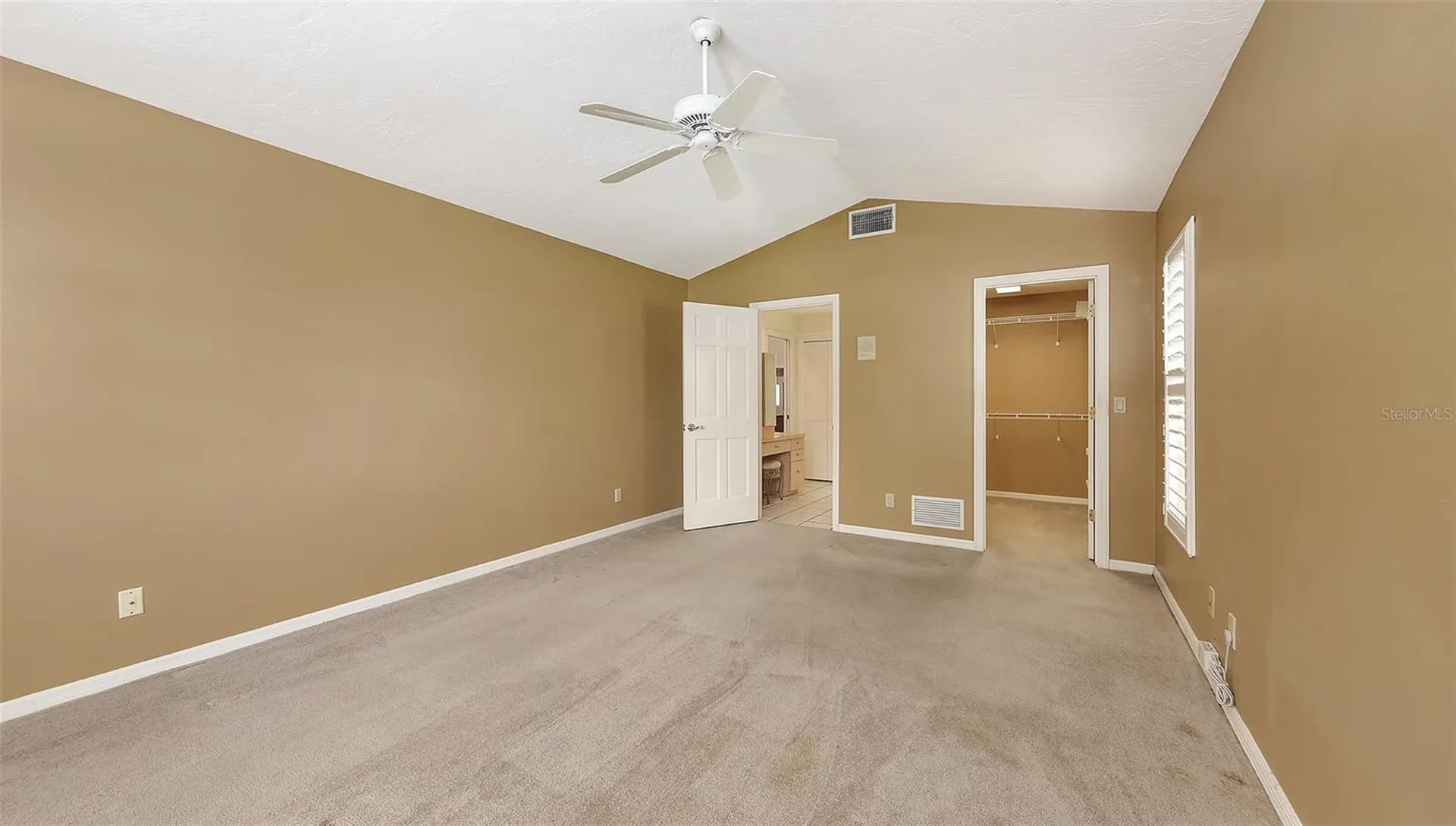 4464 Calle Serena Sarasota FL 34238