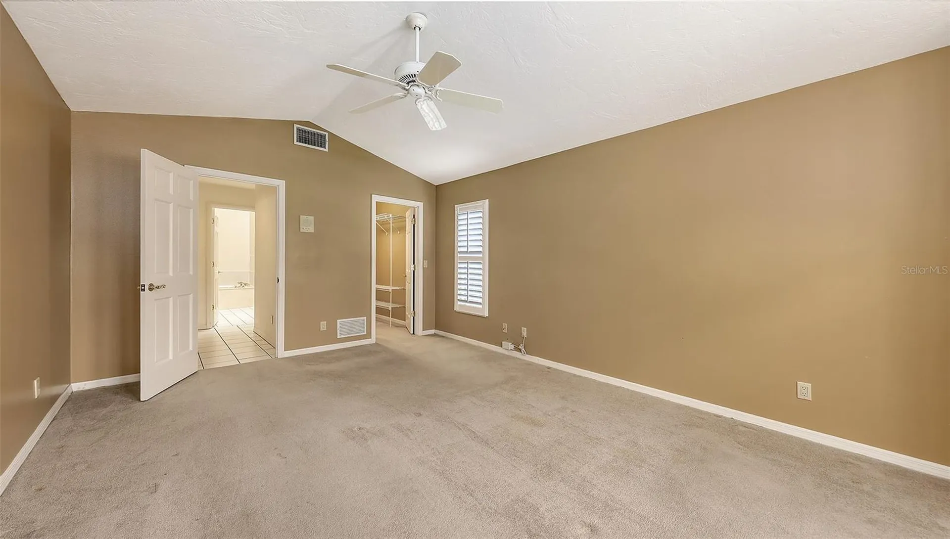 4464 Calle Serena Sarasota FL 34238