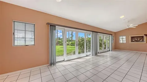 4464 Calle Serena Sarasota FL 34238