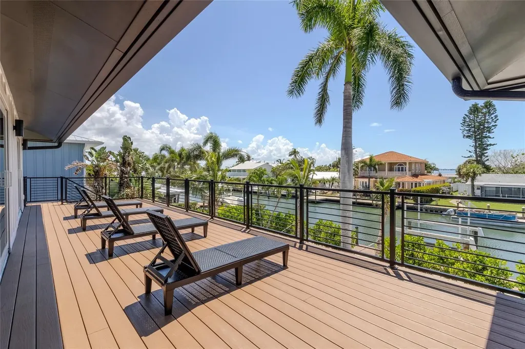 405 28th Street Holmes Beach FL 34217