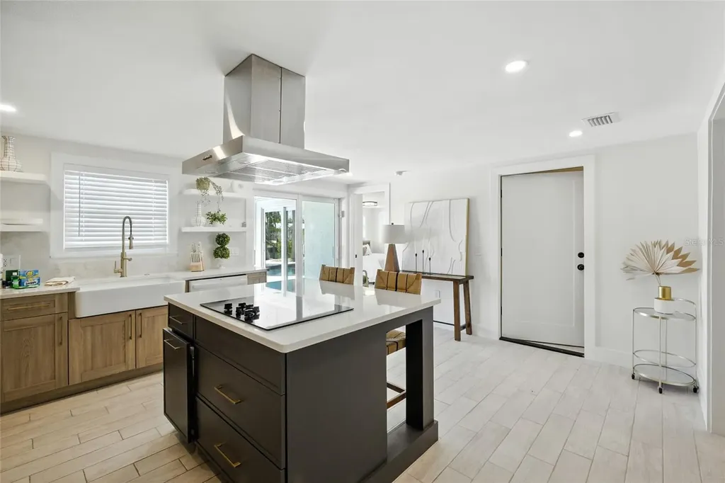 405 28th Street Holmes Beach FL 34217