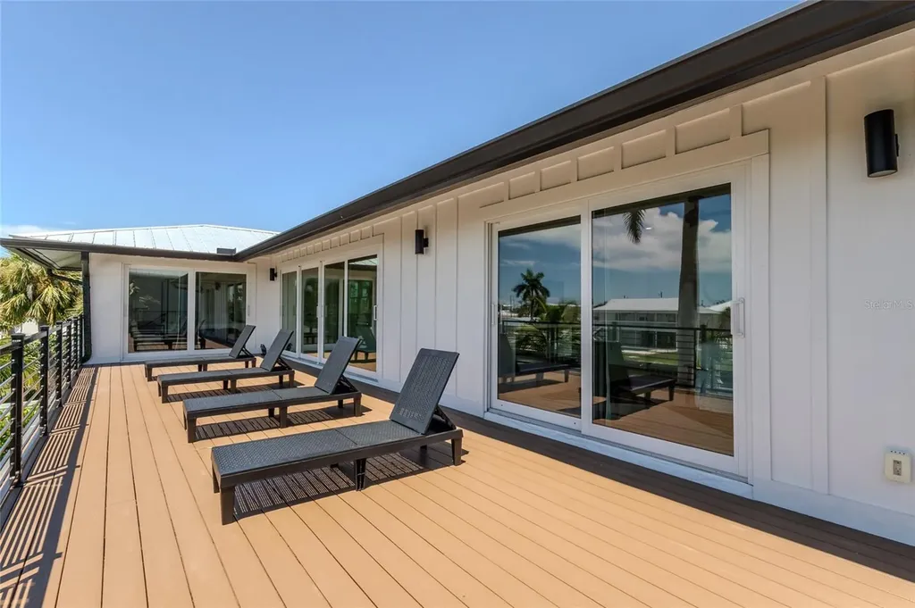 405 28th Street Holmes Beach FL 34217