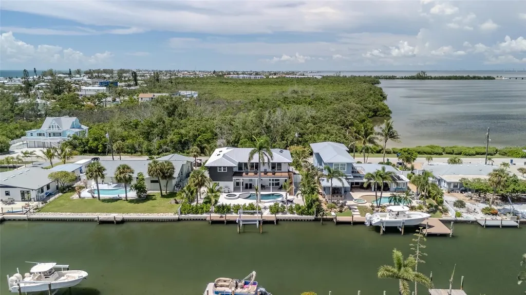 405 28th Street Holmes Beach FL 34217