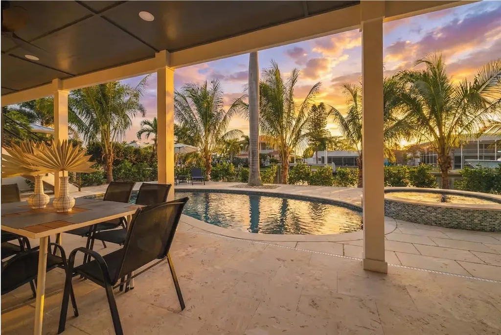 405 28th Street Holmes Beach FL 34217