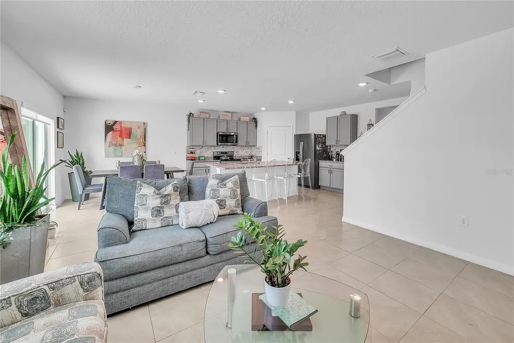 8237 Juning Cove Wesley Chapel FL 33545