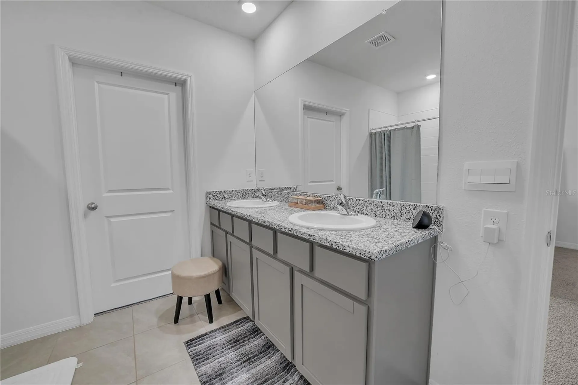 8237 Juning Cove Wesley Chapel FL 33545
