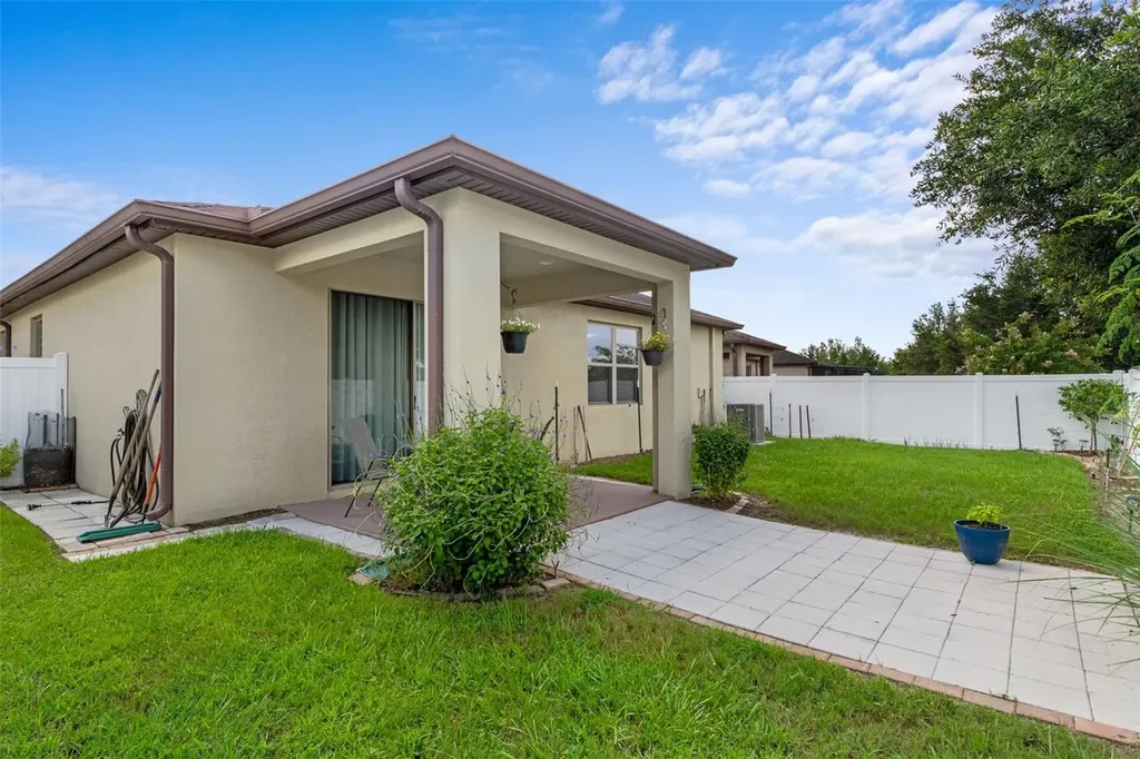 15287 Stone House Drive Brooksville FL 34604