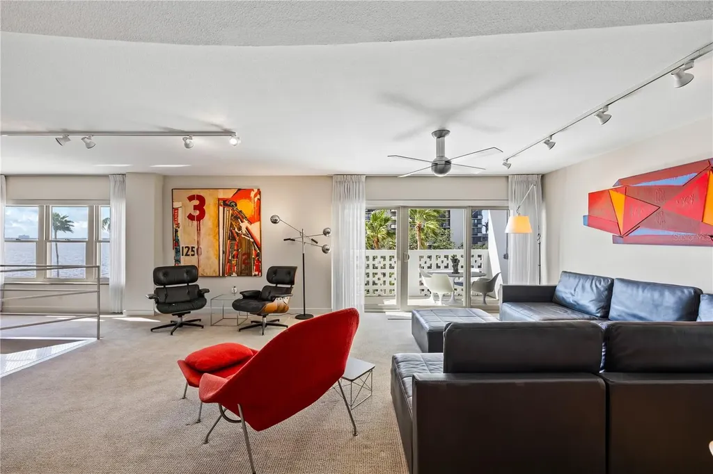2401 Bayshore Boulevard Tampa FL 33629