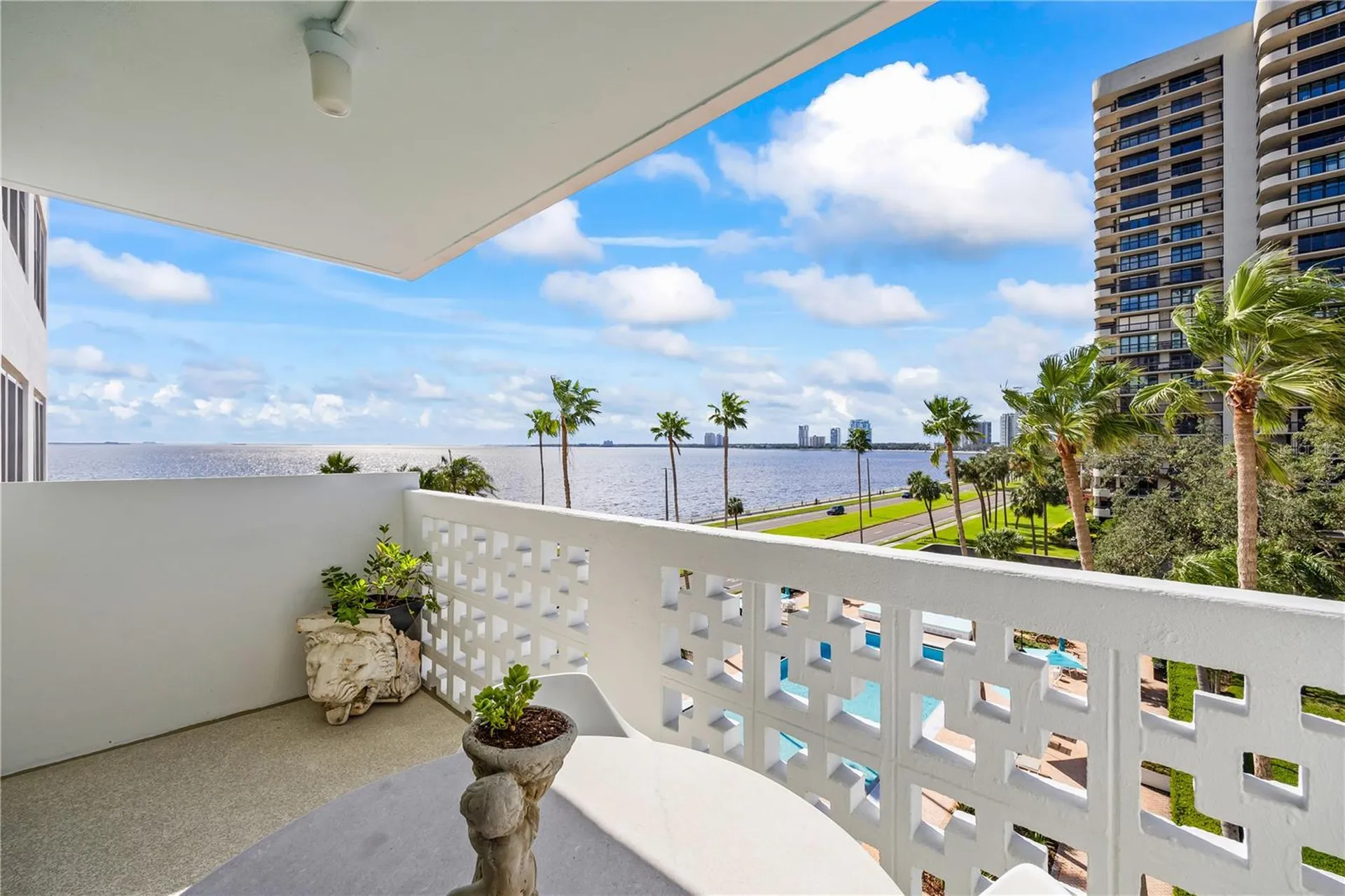 2401 Bayshore Boulevard Tampa FL 33629